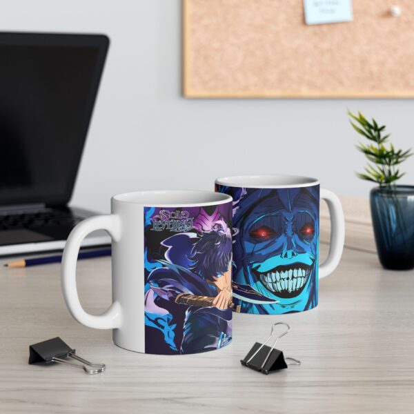 Taza Solo Leveling – Jin Woo vs Estatua Demoníaca
