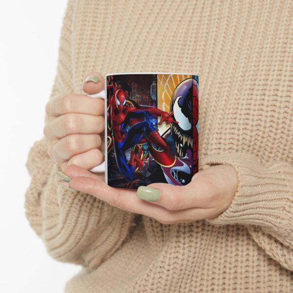 Taza Spiderman vs Venom - Diseño épico para verdaderos fans